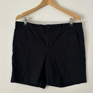 Lauren by Ralph Lauren Black Ladies Shorts Size 12